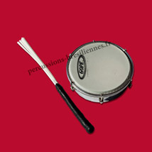 Percussions le tamborim avec baguette
